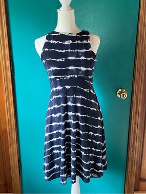 Athleta Santorini Navy and White Tie-Dye Sleeveless Dress, size XS